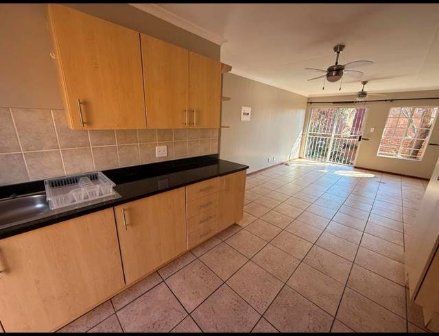 2 BEDROOM TOWNHOUSE FOR SALE IN THE REEDS